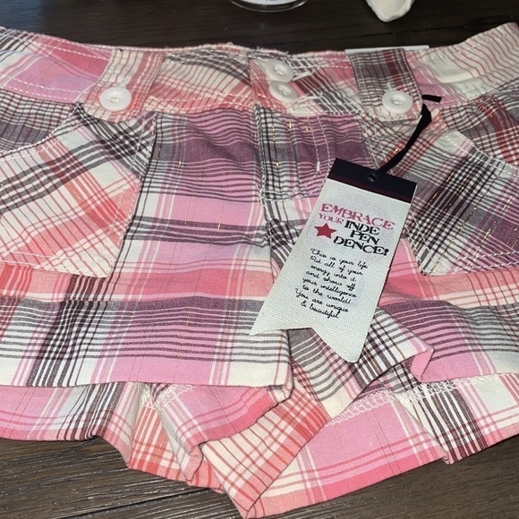 NWT LEI Pink Plaid shorts- Barbiecore - size 9 - Picture 2 of 10